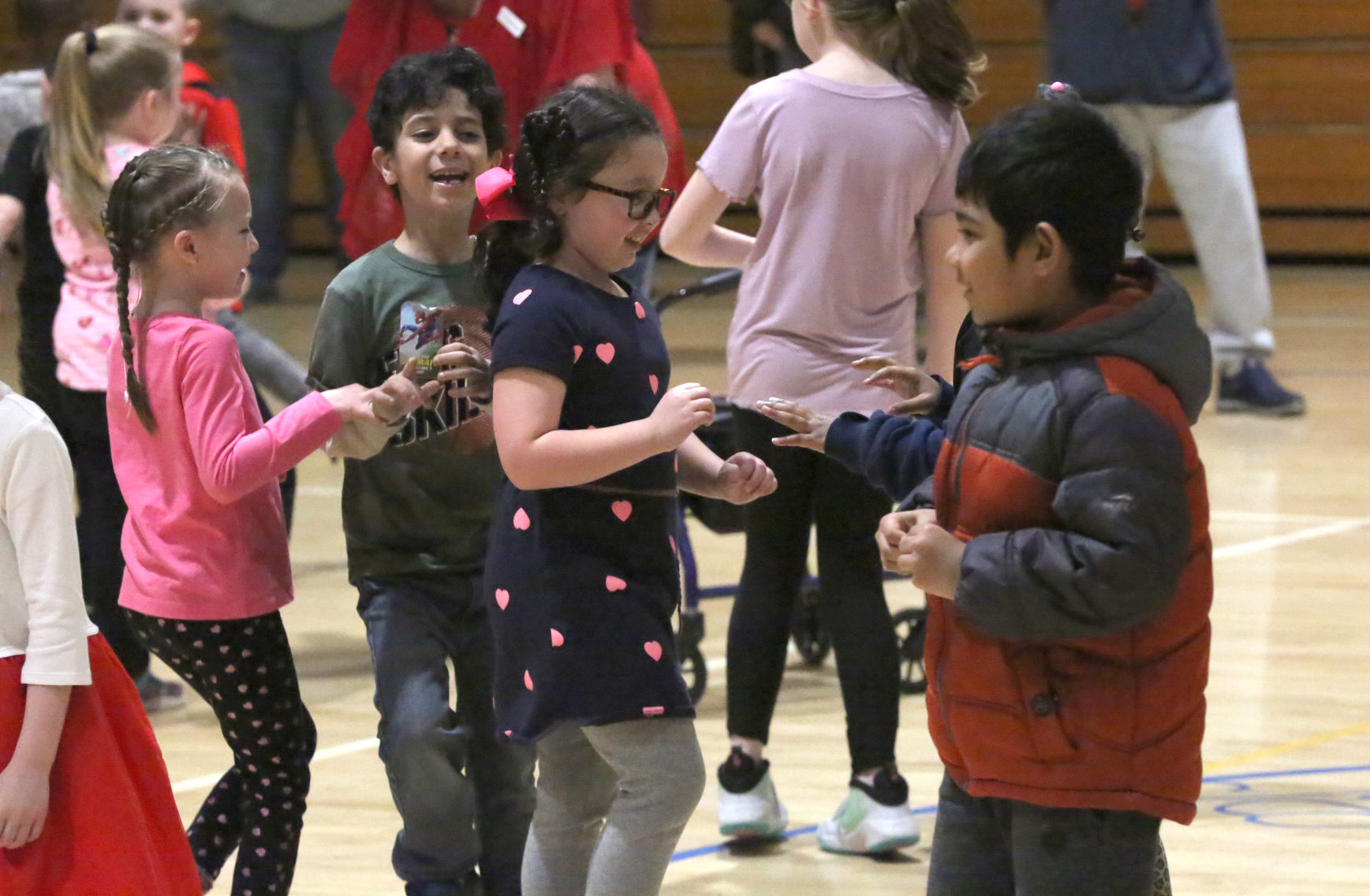 Marsh School dance and jump rope contest